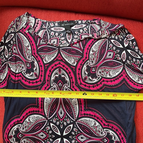 NWOT Inc International Concepts blouse xs paisley blue white pink magenta - Picture 8 of 10